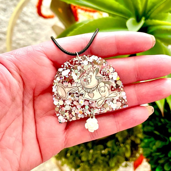 The White Rabbit Acrylic Necklace - Picture 3 of 6